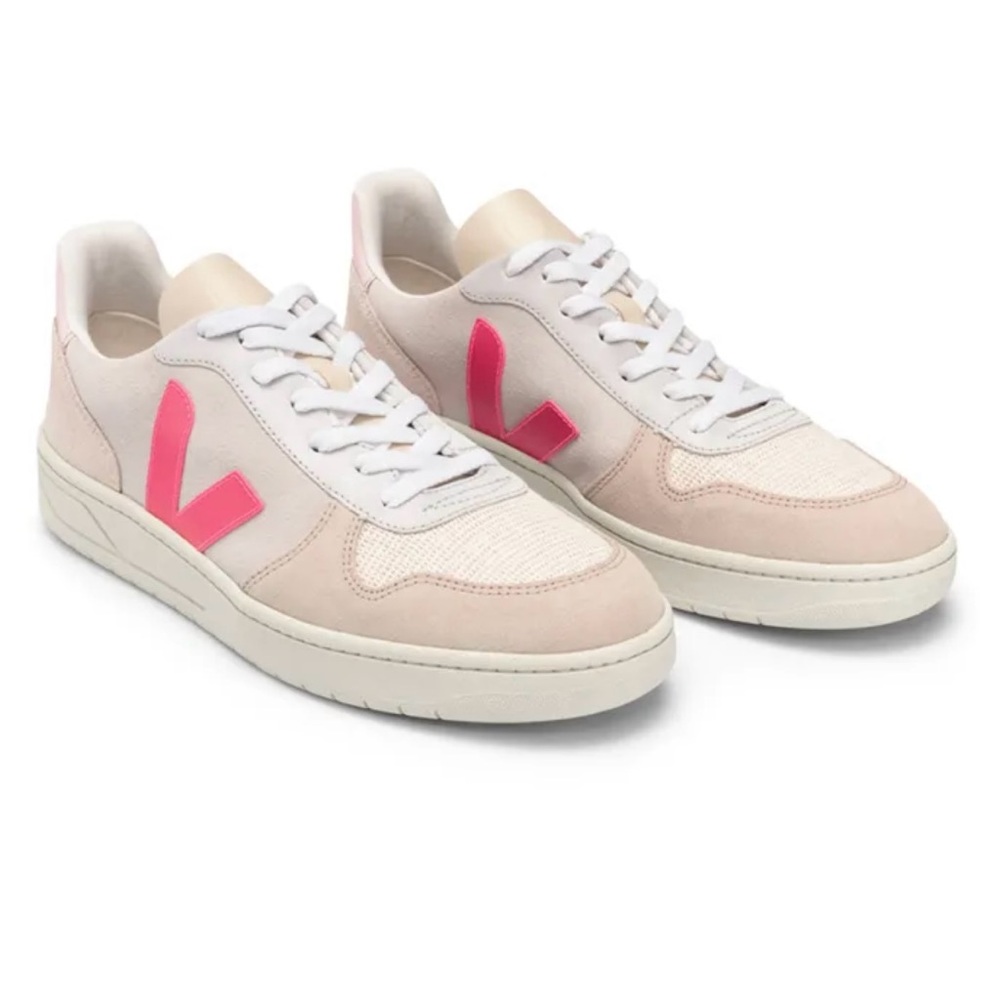 VEJA
Suede V-10 Sneakers - Women's Collection | Fluorescent pink - Picture 1 of 9